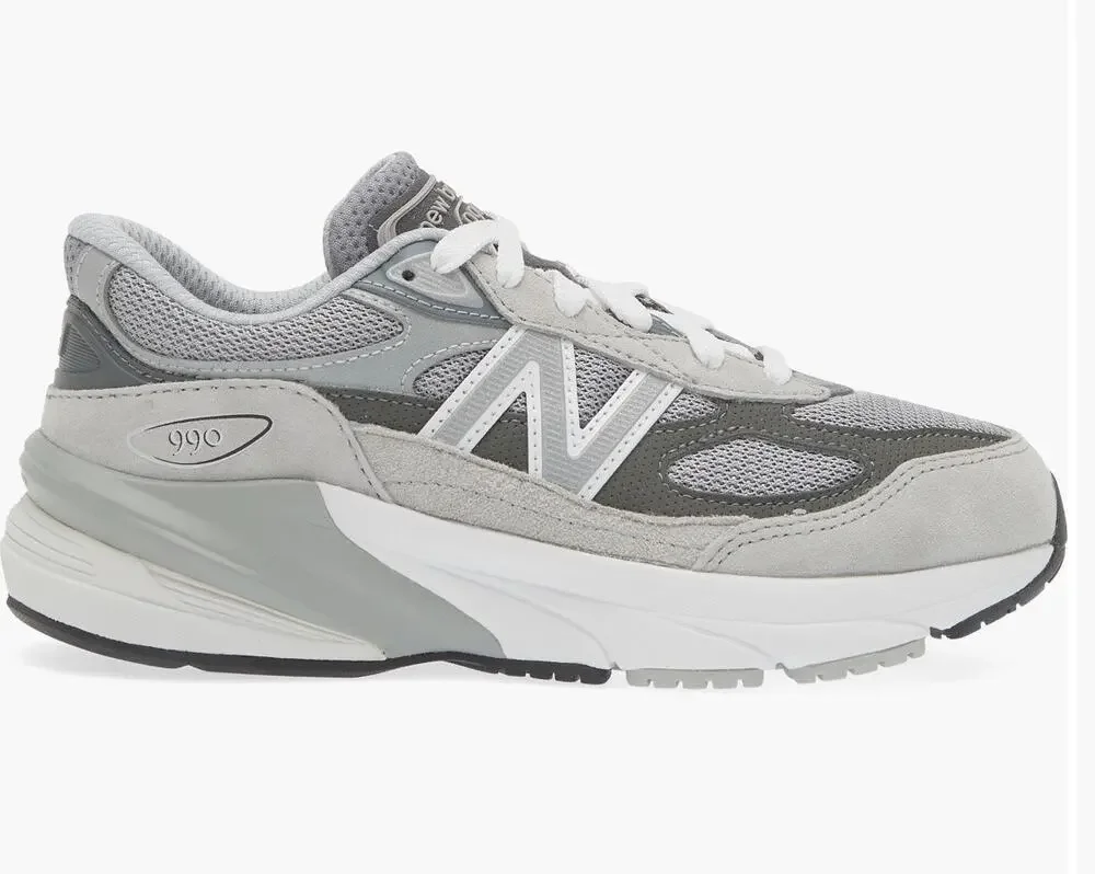 New Balance 990v6 Sz 1.5 Kids $109 retail PC990GL6